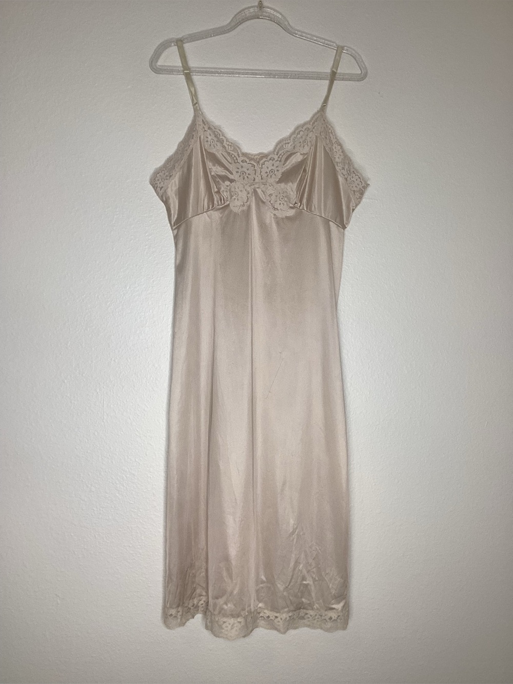 Vintage Vassertte Full Slip Dress Nude GrannyCore Sz 36